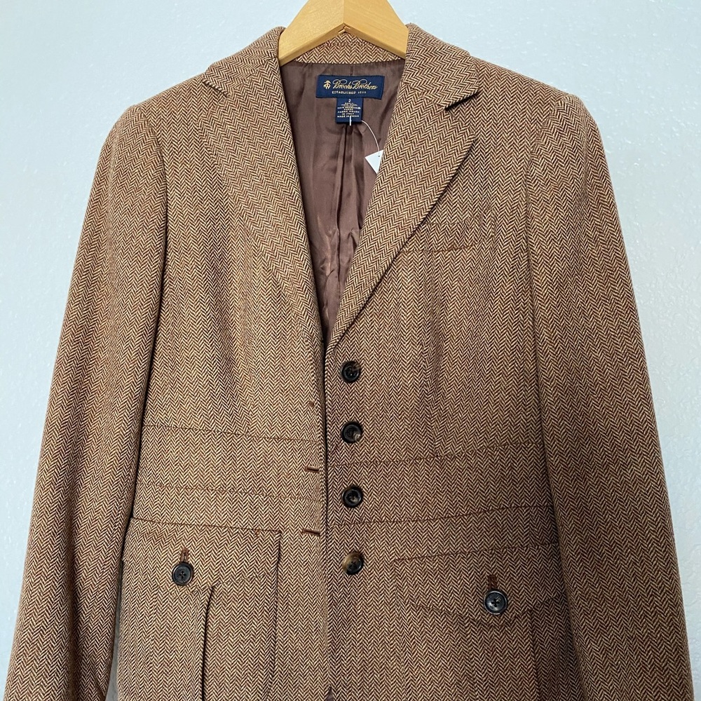 Brooks Brothers classic tan women’s blazer jacket